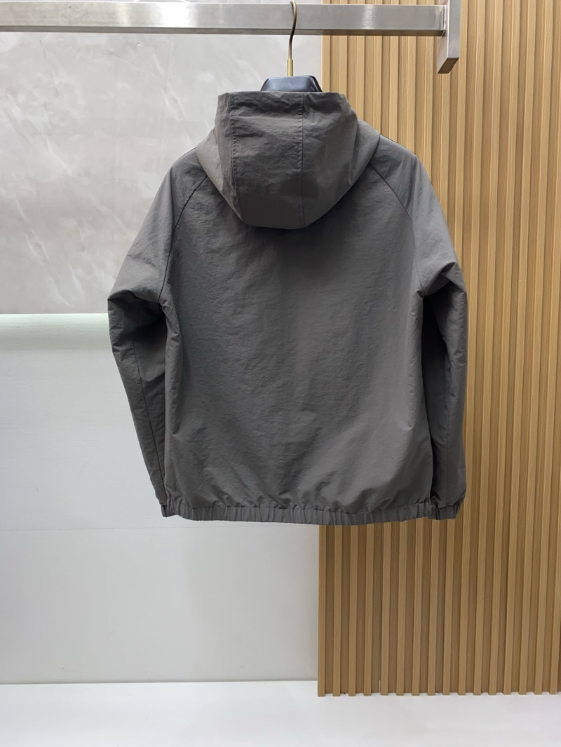 Gvc*1 outwear